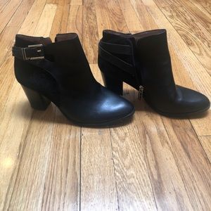 Barely worn Louise e Cie black booties